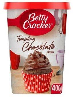 Betty Crocker Tempting Chocolate Icing - (UK)